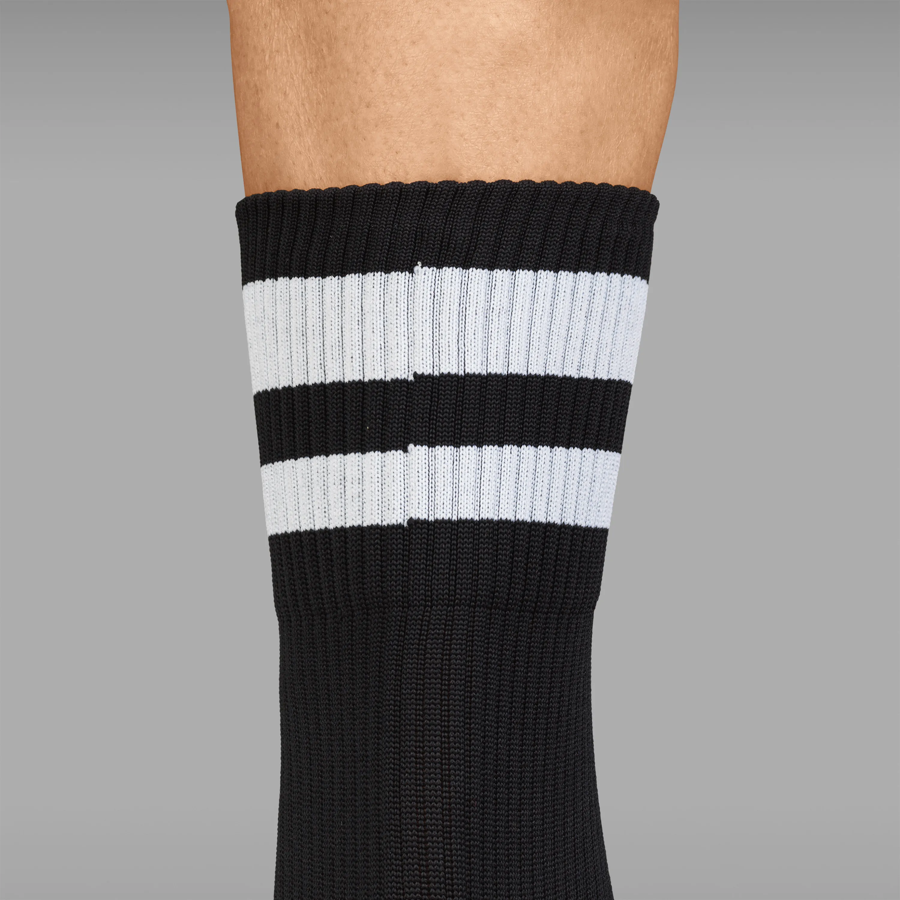 Gripgrab Original Stripes Crew Socks Black | Buy Gripgrab Original Stripes Crew Socks Black here | Outnorth