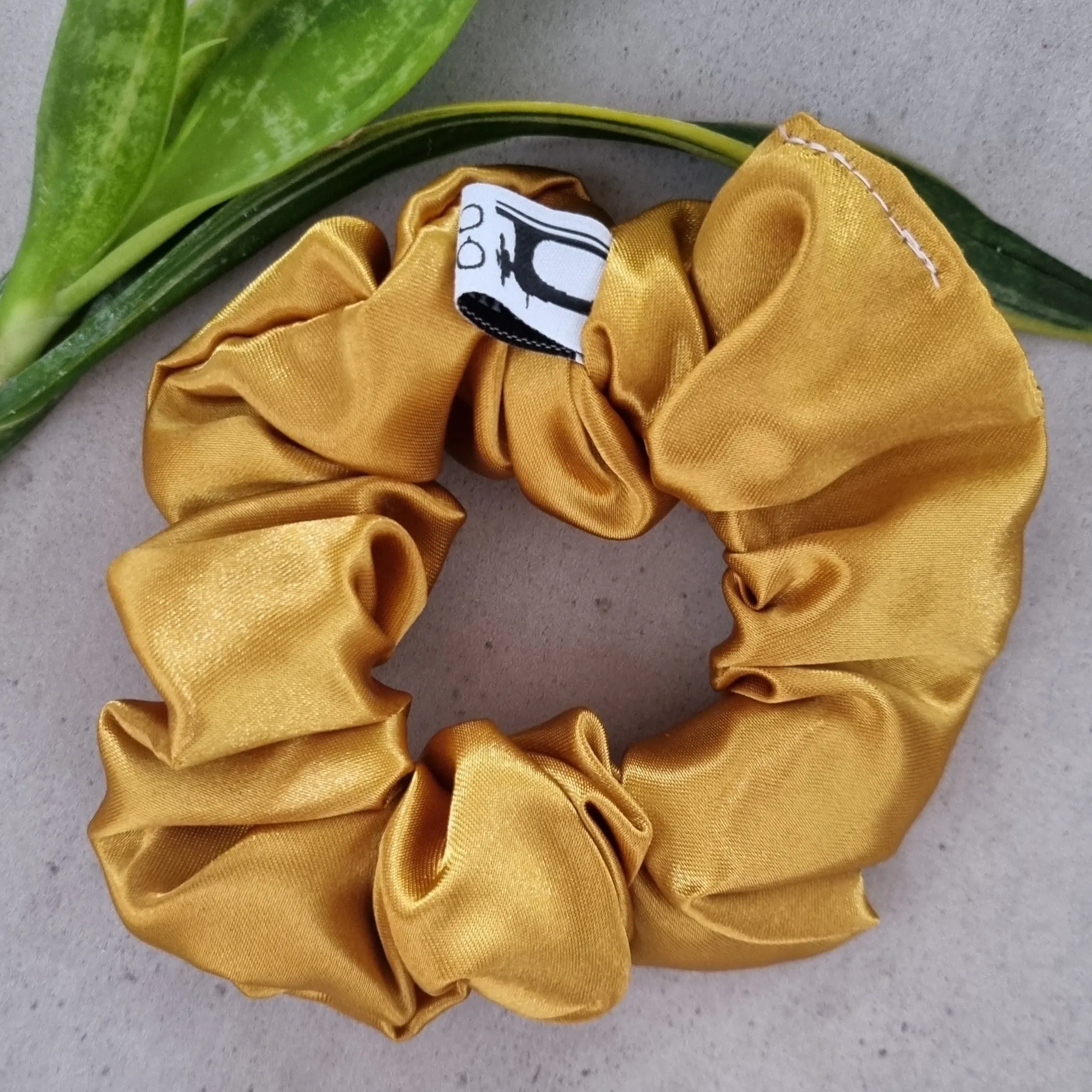 Satin scrunchies -size M