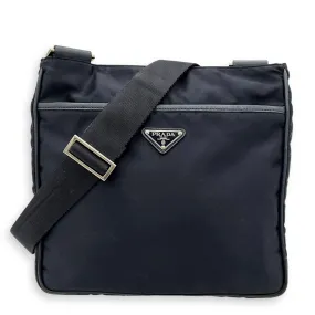 Triangle Logo Navy Messenger in Nylon, Silver hardware